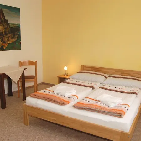 Guest house Apartmany Florian