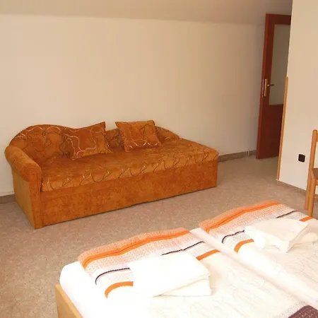 Guest house Apartmany Florian